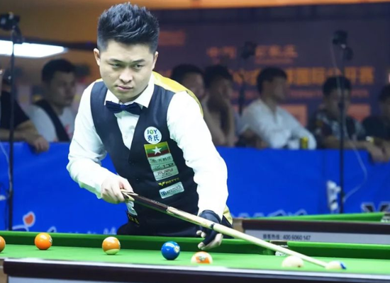 争冠步伐加 争冠步伐加